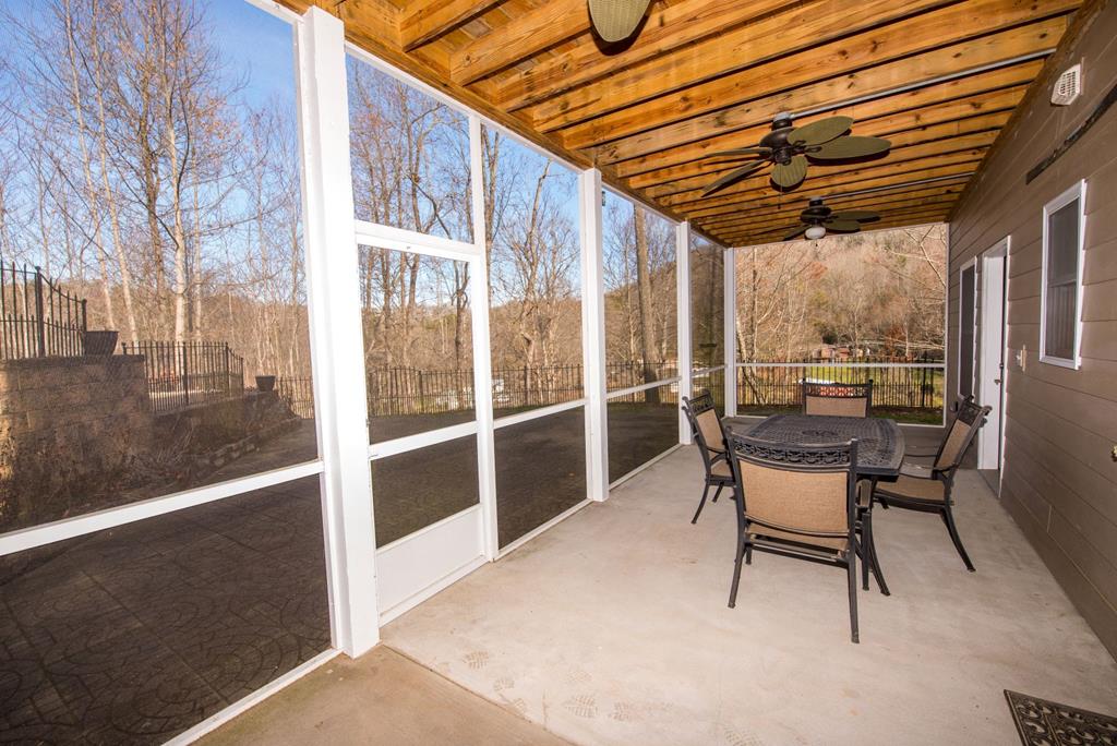 Lover level Screened Porch